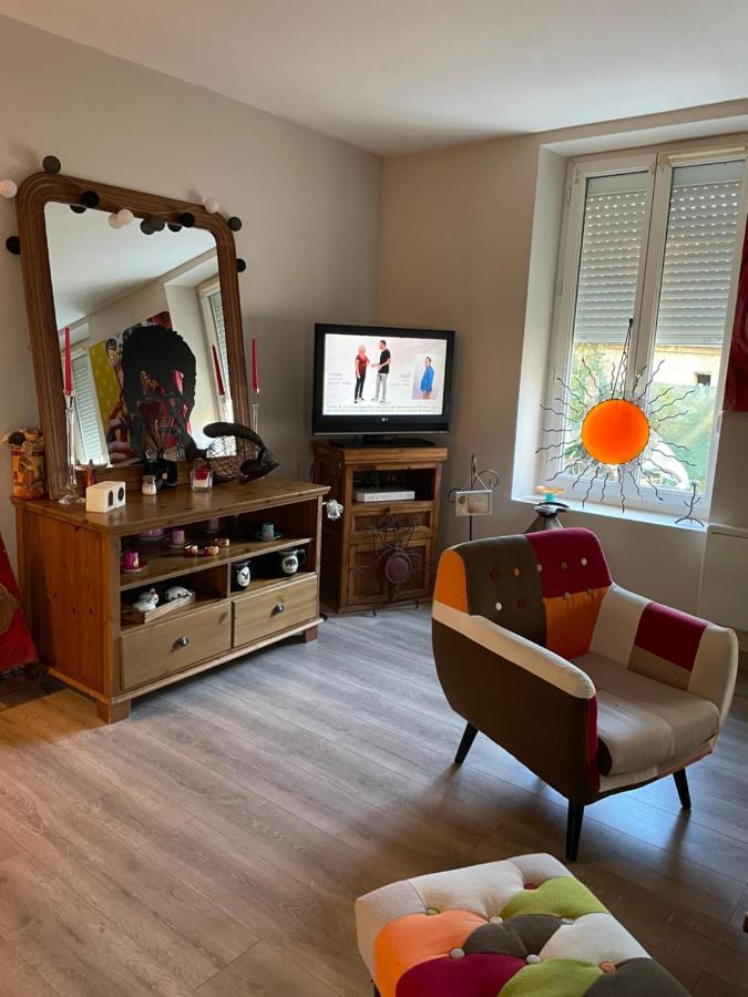 Agreable Maison De Ville A Pacy Sur Eure Eksteriør bilde
